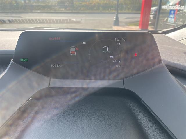 プリウス Ｚ　４ＷＤ　１２．３型ＴＶ　ナビ　ＥＴＣ２．０　デジタルインナーミラー　パノラミックビューモニター　パワーバックドア　ハンドルヒーター　ＢＳＭ　シートヒーター＆ベンチレーター　トヨタチームメート　ドラレコ（25枚目）