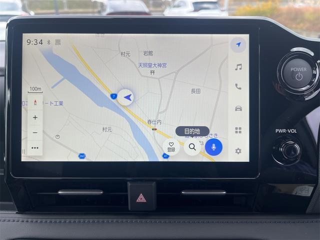 ヴォクシー ハイブリッドＳ－Ｚ　４ＷＤ　快適利便パッケージ　トヨタセィフティセンス　トヨタチームメイトアドバンスパーク＋ＰＶＭ＋ＰＫＳＢ　ＥＴＣ２．０　寒冷地仕様　両側電動スライドドア　登録済み未使用車（10枚目）