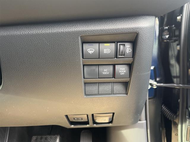 ヴォクシー ハイブリッドＳ－Ｚ　４ＷＤ　快適利便パッケージ　トヨタセィフティセンス　トヨタチームメイトアドバンスパーク＋ＰＶＭ＋ＰＫＳＢ　ＥＴＣ２．０　寒冷地仕様　両側電動スライドドア　登録済み未使用車（21枚目）