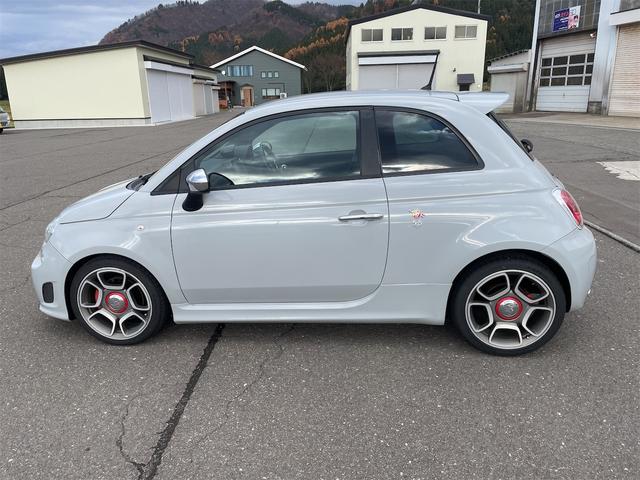 アバルト５９５ コンペティツィオーネ（5枚目）