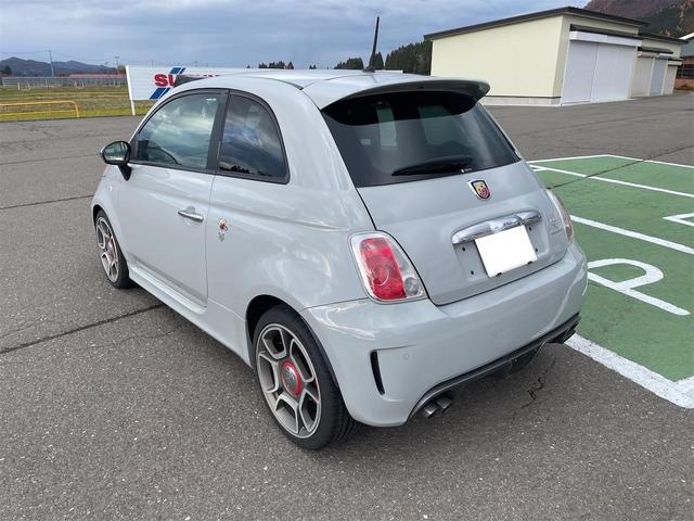 アバルト５９５ コンペティツィオーネ（9枚目）