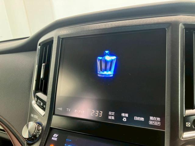 クラウンハイブリッド アスリートＳ　ブラックスタイル　アドバンスＰＫＧ　ＡＣＣ　純正８型ナビ　ＴＶ　ＢＴ　ＣＤ　ＤＶＤ　Ｂカメ　ＨＩＤヘッドライト　フォグランプ　オートライト　ＡＣＣ　ドラレコ　本革シート　Ｐシート　シートヒーター　シートエアコン（12枚目）