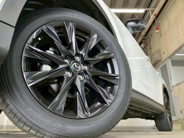 ＣＸ－５ ＸＤ　ブラックトーンエディション　４ＷＤ　純正１０インチナビ　３６０度ビューモニター　ＣａｒＰｌａｙ　パワーバックドア　アダプティブＬＥＤヘッドライト　シートヒーター　ＨＵＤ　ブラインドスポットモニター　ＡＣＣ　レーンキープ　ＥＴＣ（7枚目）