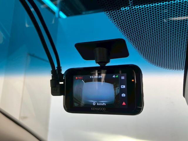 シャトル ハイブリッドＸスタイルエディション　ワンオーナー　純正ナビ　フロントカメラ　バックカメラ　フルセグＴＶ　Ｂｌｕｅｔｏｏｔｈ　ＬＥＤヘッドライト　オートライト　パドルシフト　クルコン　ステアリングリモコン　前後ドラレコ　ＯＰ１５インチＡＷ（21枚目）