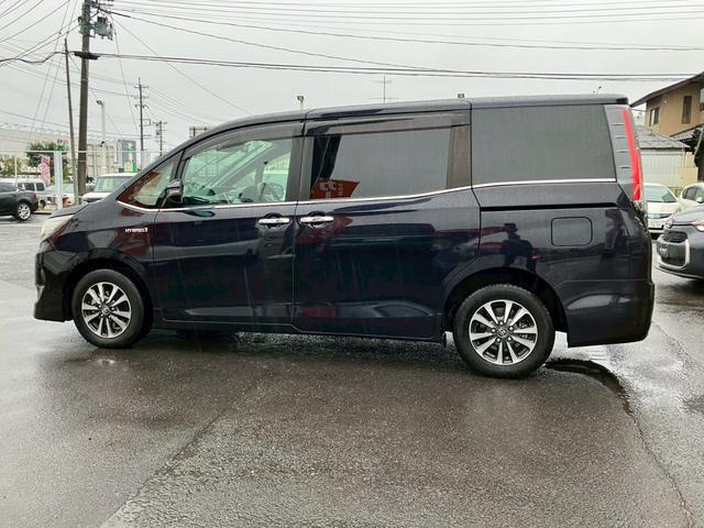 エスクァイア ハイブリッドGi 後期型 両側電動 純正9型ナビ 純正フリップダウン LEDヘッドライト オートハイビーム クルコン シートヒーター 衝突軽減ブレーキ レーンキープアシスト バックカメラ フルセグ Bluetooth(5枚目)