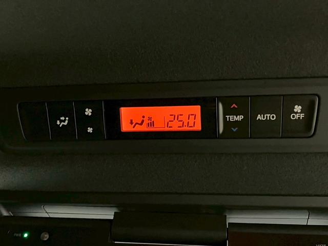 エスクァイア ハイブリッドGi 後期型 両側電動 純正9型ナビ 純正フリップダウン LEDヘッドライト オートハイビーム クルコン シートヒーター 衝突軽減ブレーキ レーンキープアシスト バックカメラ フルセグ Bluetooth(18枚目)