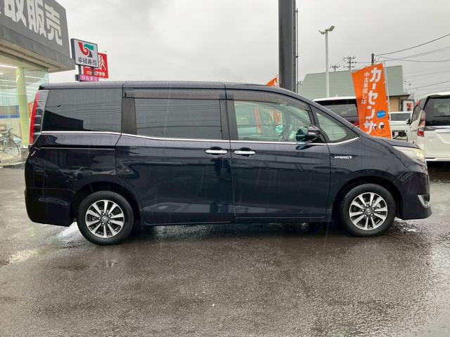 エスクァイア ハイブリッドGi 後期型 両側電動 純正9型ナビ 純正フリップダウン LEDヘッドライト オートハイビーム クルコン シートヒーター 衝突軽減ブレーキ レーンキープアシスト バックカメラ フルセグ Bluetooth(26枚目)