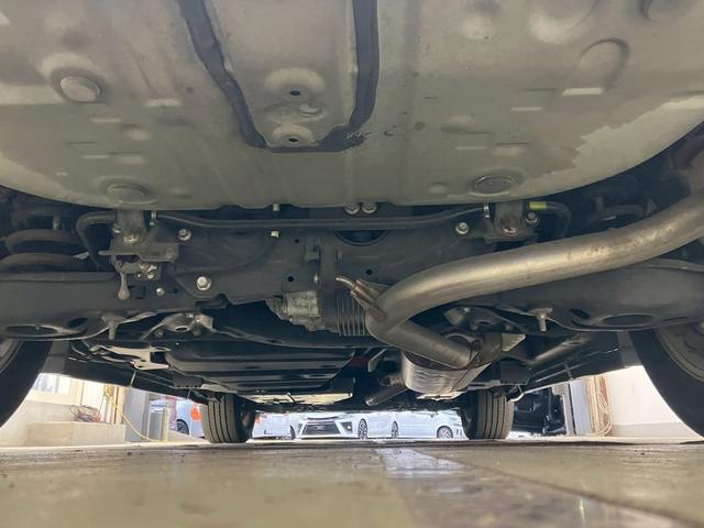 ハリアーハイブリッド エレガンス　モデリスタエアロ　ＬＥＤヘッドライト　アルパイン９インチナビ　バックカメラ　フルセグＴＶ　Ｂｌｕｅｔｏｏｔｈ　ＣＤ　　ＤＶＤ　　　前後ドラレコ　ハーフレザー　パワーシート　ＥＴＣ　クリアランスソナー（33枚目）