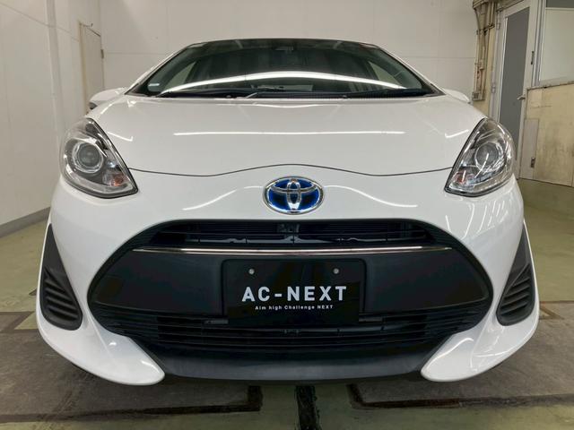 アクア S 後期型 衝突被害軽減ブレーキ レーンキープ オートハイビーム 純正ナビ バックモニター 地デジTV Bluetooth ステアリングリモコン スマートキー プッシュスタート オートエアコン ETC(4枚目)