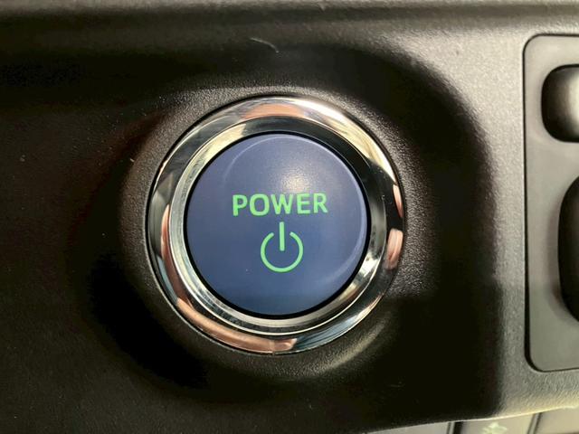 アクア S 後期型 衝突被害軽減ブレーキ レーンキープ オートハイビーム 純正ナビ バックモニター 地デジTV Bluetooth ステアリングリモコン スマートキー プッシュスタート オートエアコン ETC(19枚目)