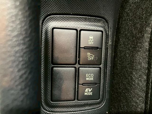 アクア S 後期型 衝突被害軽減ブレーキ レーンキープ オートハイビーム 純正ナビ バックモニター 地デジTV Bluetooth ステアリングリモコン スマートキー プッシュスタート オートエアコン ETC(21枚目)