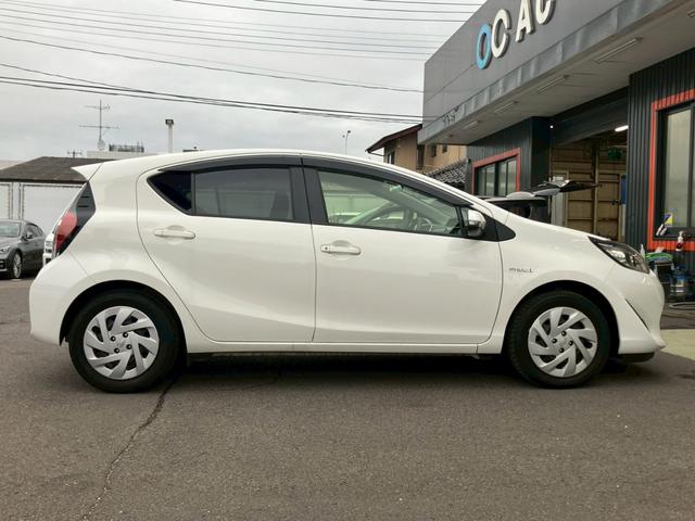 アクア S 後期型 衝突被害軽減ブレーキ レーンキープ オートハイビーム 純正ナビ バックモニター 地デジTV Bluetooth ステアリングリモコン スマートキー プッシュスタート オートエアコン ETC(24枚目)