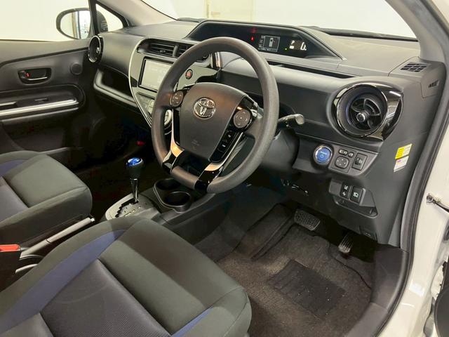 アクア S 後期型 衝突被害軽減ブレーキ レーンキープ オートハイビーム 純正ナビ バックモニター 地デジTV Bluetooth ステアリングリモコン スマートキー プッシュスタート オートエアコン ETC(26枚目)