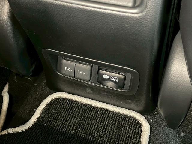 カローラツーリング ハイブリッド ダブルバイビー ワンオーナー モデリスタフルエアロ 10.5インチDPオーディオ ハーフレザー LEDヘッドライト バックカメラ 衝突軽減ブレーキ レーンキープアシスト AC100V電源 オートハイビーム ACC(24枚目)