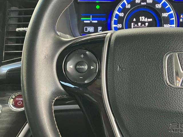 オデッセイハイブリッド ハイブリッドアブソルート・ホンダセンシングEXパック 7人乗 BSM LEDライト アルパインフリップダウ /両側電動スライドドア ハーフレザー パワーシート 衝突軽減ブレーキ レーンキープ バックカメラ フルセグ Bluetooth CD DVD(10枚目)