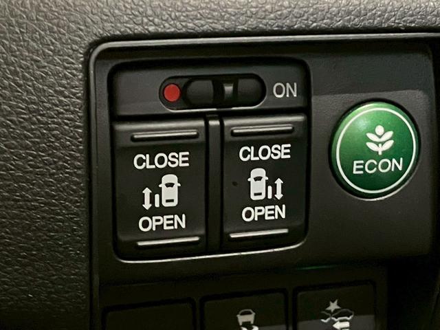 オデッセイハイブリッド ハイブリッドアブソルート・ホンダセンシングEXパック 7人乗 BSM LEDライト アルパインフリップダウ /両側電動スライドドア ハーフレザー パワーシート 衝突軽減ブレーキ レーンキープ バックカメラ フルセグ Bluetooth CD DVD(21枚目)