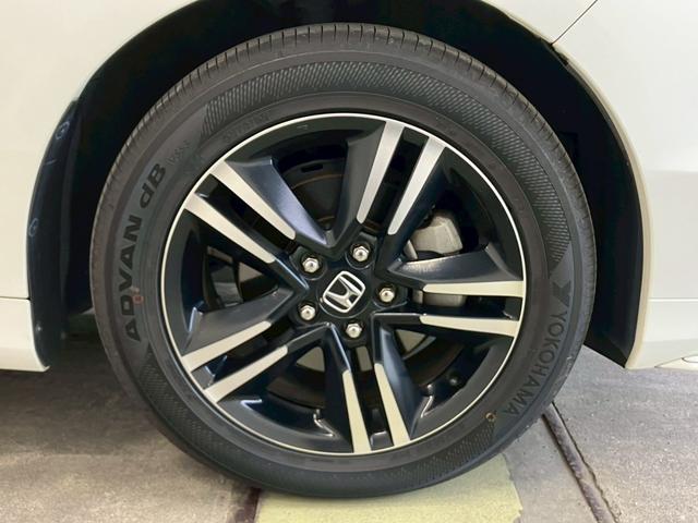 オデッセイハイブリッド ハイブリッドアブソルート・ホンダセンシングEXパック 7人乗 BSM LEDライト アルパインフリップダウ /両側電動スライドドア ハーフレザー パワーシート 衝突軽減ブレーキ レーンキープ バックカメラ フルセグ Bluetooth CD DVD(37枚目)