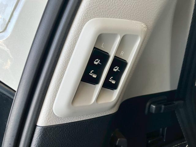 ランドクルーザープラド TX Lパッケージ 70thアニバーサリーリミテッド 1オーナー ムーンルーフ JAOSスキッププレート ガナドールマフラー RAYS18インチAW リフトアップ 9型ナビ バックカメラ シートヒーター 茶側シート LEDライト ACC セーフティセンス(43枚目)