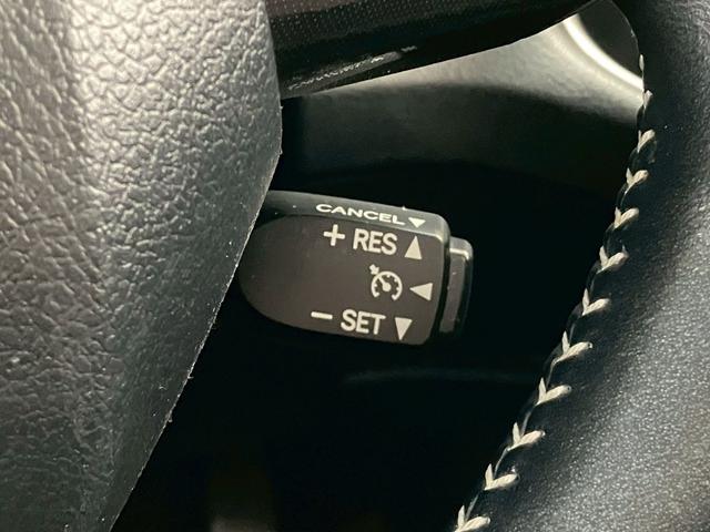 シエンタ ハイブリッドＧ　クエロ　８インチナビ　パノラミックビューモニター　フルセグＴＶ　両側電動スライド　ＬＥＤライト　オートハイビーム　シートヒーター／ステアリングヒーター　プリクラッシュ　クルーズコントロール　ドライブレコーダー（11枚目）