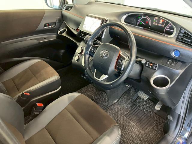 シエンタ ハイブリッドＧ　クエロ　８インチナビ　パノラミックビューモニター　フルセグＴＶ　両側電動スライド　ＬＥＤライト　オートハイビーム　シートヒーター／ステアリングヒーター　プリクラッシュ　クルーズコントロール　ドライブレコーダー（24枚目）