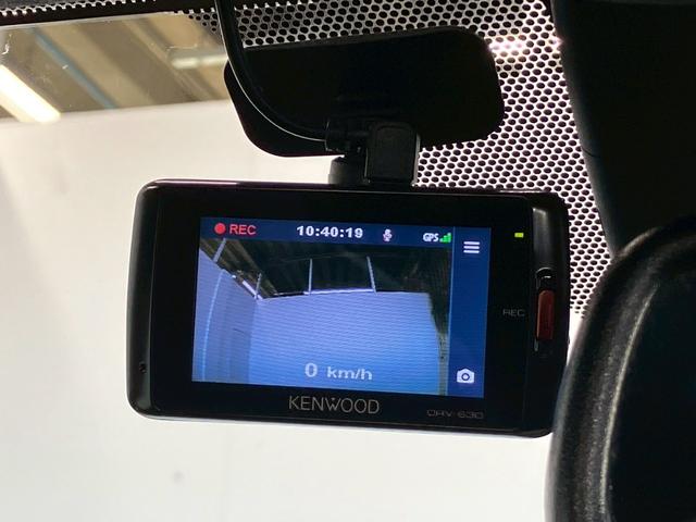 【ドライブレコーダー】愛車に取り付けることで映像と音声を記録してくれるドライブレコーダーは、事故の際に確かな証拠能力を発揮してくれます。