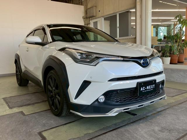 働いているスタッフは、中古車販売に携わってきたスタッフばかりなので車の知識やアドバイスはお任せください。「買ってよかった」「乗って楽しい」と思える一台のご提供をお約束します！