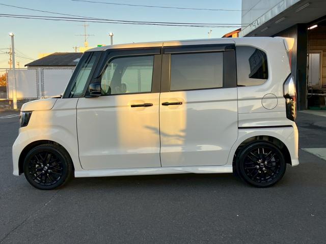 Ｎ－ＢＯＸカスタム Ｌターボ　スタイル＋ブラック　ワンオーナー　ターボ　パドルシフト　両側電動スライド　ディスプレイオーディオ　バックカメラ　シートヒーター　ＬＥＤヘッドライト　ホンダセンシング　ＡＣＣ　障害物センサー　衝突軽減ブレーキ　レーンキープ（5枚目）