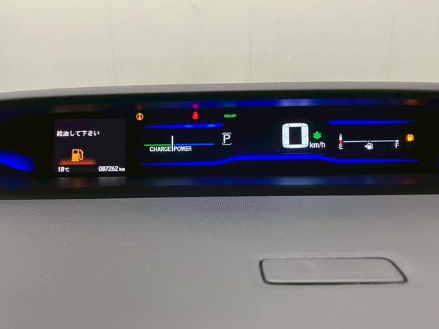 ステップワゴンスパーダ スパーダハイブリッド　Ｇ・ＥＸ　ホンダセンシング　純正９インチナビ　１０インチフリップダウンモニター　全周囲カメラ　ＡＣＣ　ＬＥＤライト　両側電動ドア　衝突軽減ブレーキ　ドラレコ　後席エアコン　ＥＴＣ　横滑り防止　シートヒーター　ハーフレザーシート（8枚目）