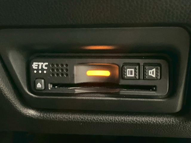 ステップワゴンスパーダ スパーダハイブリッド　Ｇ・ＥＸ　ホンダセンシング　純正９インチナビ　１０インチフリップダウンモニター　全周囲カメラ　ＡＣＣ　ＬＥＤライト　両側電動ドア　衝突軽減ブレーキ　ドラレコ　後席エアコン　ＥＴＣ　横滑り防止　シートヒーター　ハーフレザーシート（26枚目）