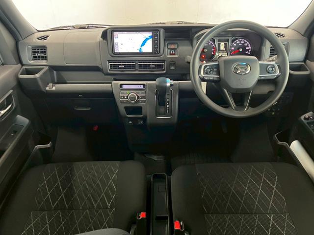 アトレー ＲＳ　４ＷＤ　純正ナビ　バックモニター　地デジ　Ｂｌｕｅｔｏｏｔｈ　ＤＶＤ　ステアリングリモコン　両側電動スライド　ＬＥＤライト　オートハイビーム　衝突被害軽減　レーンキープ　レーダークルーズ　スマートキー（2枚目）