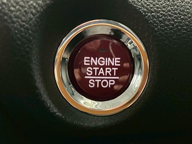 ジェイド ＲＳ・ホンダセンシング　純正９インチナビ　バックモニター　フルセグＴＶ　ＨＤＭＩ接続　ＬＥＤヘッドライト　前後ドライブレコーダー　衝突被害軽減ブレーキ　レーンキープ　アダプティブクルーズコントロール　パドルシフト　ＥＴＣ（20枚目）