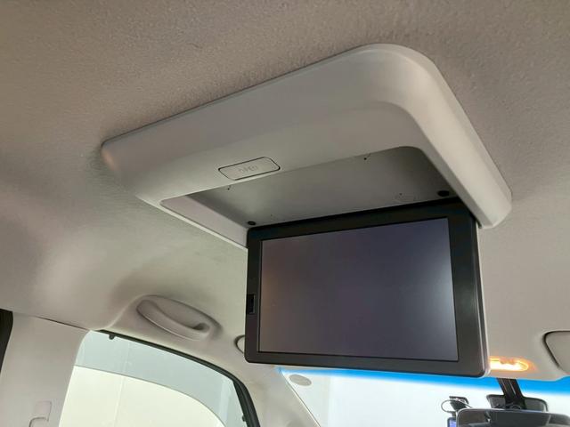 セレナ ハイウェイスター　Ｖセレクション＋セーフティ　ＳＨＶ　純正８インチナビ　純正フリップダウン　両側電動スライドドア　ＬＥＤヘッドライト　クルーズコントロール　ドラレコ　フルセグＴＶ　Ｂｌｕｅｔｏｏｔｈ　ＣＤ　ＤＶＤ　衝突軽減ブレーキ　レーンキープアシスト（15枚目）