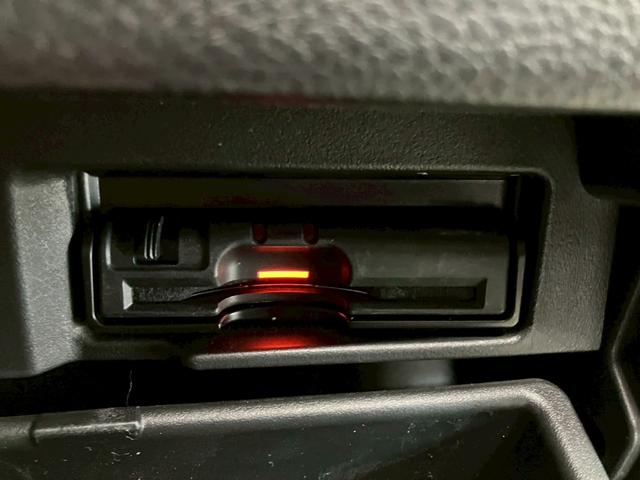 セレナ ハイウェイスター　Ｖセレクション＋セーフティ　ＳＨＶ　純正８インチナビ　純正フリップダウン　両側電動スライドドア　ＬＥＤヘッドライト　クルーズコントロール　ドラレコ　フルセグＴＶ　Ｂｌｕｅｔｏｏｔｈ　ＣＤ　ＤＶＤ　衝突軽減ブレーキ　レーンキープアシスト（18枚目）