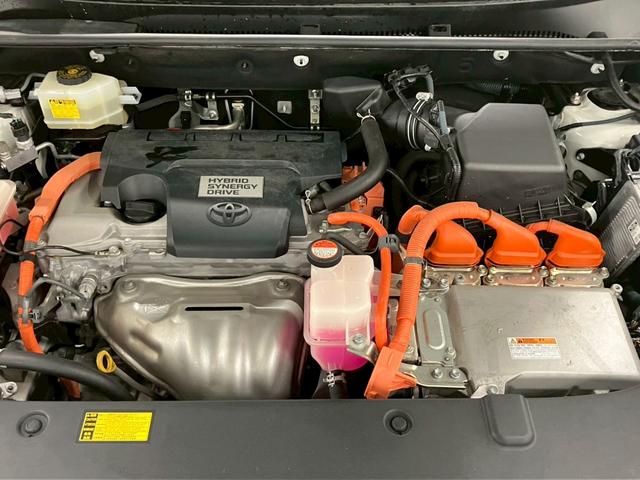 ハリアーハイブリッド プレミアム　アドバンスドパッケージ　４ＷＤ　ＪＢＬサウンド　全周囲カメラ　ワイヤレス充電　アダプティブクルコン　ＬＥＤヘッドライト　パワーバックドア　ハーフレザー　ＣＤ　ＤＶＤ　Ｂｌｕｅｔｏｏｔｈ　レーンキープ　衝突軽減ブレーキ　ＥＴＣ（36枚目）