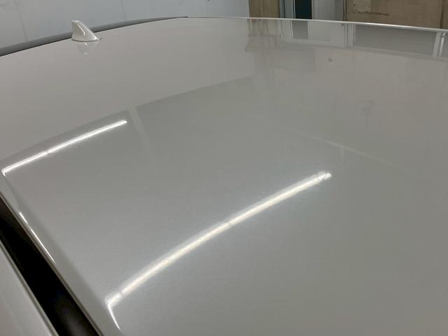 ハリアーハイブリッド プレミアム　アドバンスドパッケージ　４ＷＤ　ＪＢＬサウンド　全周囲カメラ　ワイヤレス充電　アダプティブクルコン　ＬＥＤヘッドライト　パワーバックドア　ハーフレザー　ＣＤ　ＤＶＤ　Ｂｌｕｅｔｏｏｔｈ　レーンキープ　衝突軽減ブレーキ　ＥＴＣ（40枚目）