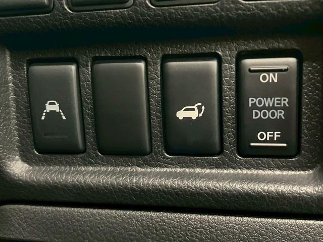 エルグランド 250ハイウェイスターS アーバンクロム 純正8インチナビ 10インチフリップダウンモニター 両側電動スライドドア パワーバックドア 純正ドライブレコーダー アダプティブクルーズコントロール プリクラッシュブレーキ 障害物センサー 純正AW(24枚目)