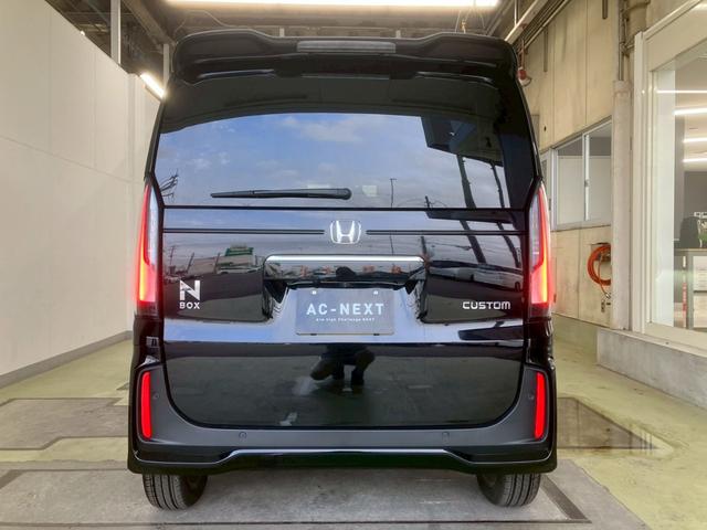 Ｎ－ＢＯＸカスタム ターボ　純正９インチナビ　純正フリップダウンＭ　両側電動スライドドア　アダプティブクルコン　ＬＥＤヘッドライト　クリアランスソナー　ハーフレザーシート　シートヒーター　ＭＴモード　フルセグＴＶ　バックカメラ（6枚目）