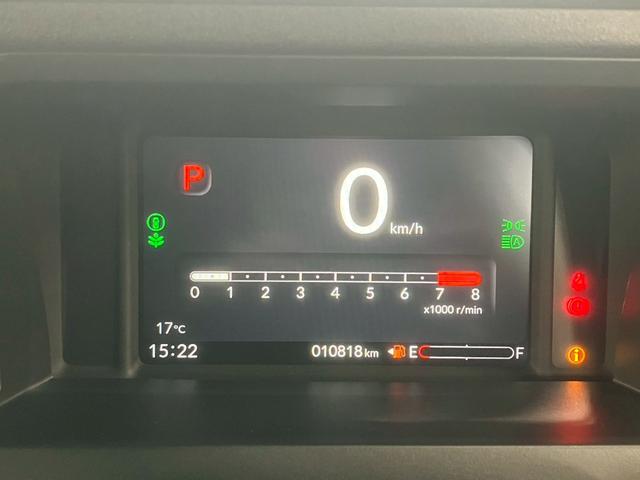 Ｎ－ＢＯＸカスタム ターボ　純正９インチナビ　純正フリップダウンＭ　両側電動スライドドア　アダプティブクルコン　ＬＥＤヘッドライト　クリアランスソナー　ハーフレザーシート　シートヒーター　ＭＴモード　フルセグＴＶ　バックカメラ（8枚目）