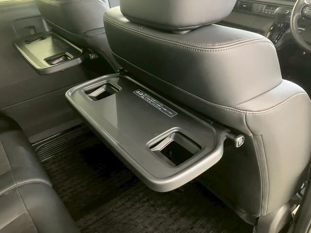 Ｎ－ＢＯＸカスタム ターボ　純正９インチナビ　純正フリップダウンＭ　両側電動スライドドア　アダプティブクルコン　ＬＥＤヘッドライト　クリアランスソナー　ハーフレザーシート　シートヒーター　ＭＴモード　フルセグＴＶ　バックカメラ（33枚目）