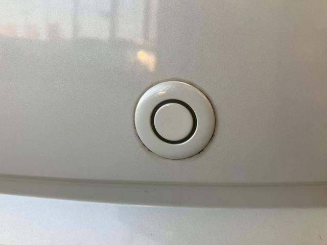 ノート ｅ－パワー　Ｘ　純正エアロ　純正ナビ　アラウンドビューモニター　デジタルインナーミラー　フルセグＴＶ　障害物センサー　衝突軽減ブレーキ　レーンキープアシスト　ＣＤ　ＤＶＤ　Ｂｌｕｅｔｏｏｔｈ　ＥＴＣ　純正ドラレコ（18枚目）