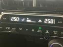 【デュアルオートエアコン】運転席と助手席のエアコン温度を別々で変えられるので助手席に乗る方への配慮ができて便利ですね♪