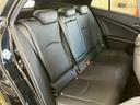 【リアシート】広々としているので後部座席の方も快適にドライブができます♪
