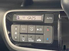 【オートエアコン】オートエアコンは温度を設定すれば自動で快適な状態をキープしてくれるので運転中の温度操作が減り安全面でも安心ですね。 6
