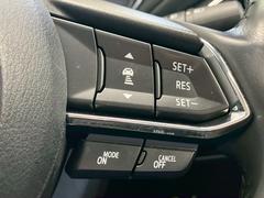 【ＡＣＣ】一定速度での巡航はもちろん、前方の車両との距離を一定に保ちながら自動で加減速を行います。高速道路走行時には大変嬉しい機能です。 6