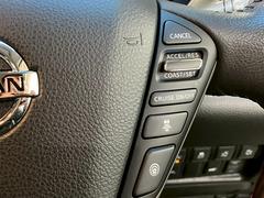 �ڣ��ãá۰���®�٤Ǥν�ҤϤ�����������μ�ξ�Ȥε�Υ�������ݤ��ʤ��鼫ư�ǲø�®��Ԥ��ޤ�����®ƻϩ���Ի��ˤ����Ѵ򤷤���ǽ�Ǥ��� 3