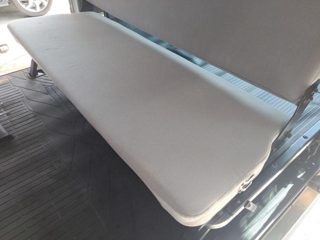 サンバーバン トランスポーター　パワステ　パワーウィンドウ　エアコン　運転席エアバック　切替式４ＷＤＳＷ　１２インチ社外アルミホイール　エンジンオイル＆オイルエレメント＆ブレーキオイル＆下廻り防錆塗装＆エアエレメント交換済（27枚目）
