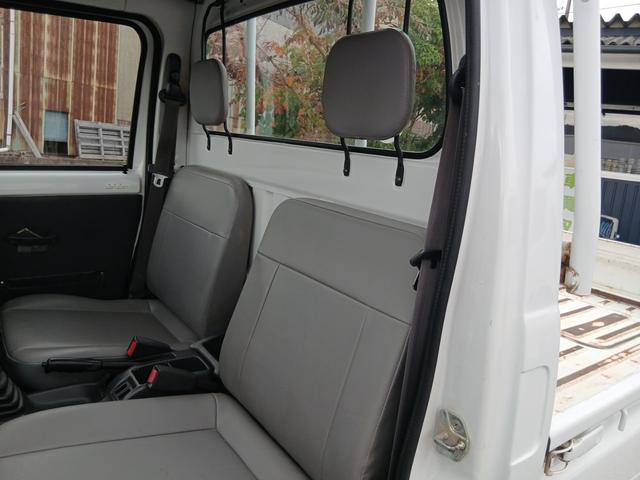 サンバートラック ＴＣ　プロフェッショナル　切替式４ＷＤ　パワーステアリング　運転席エアバック　ヘッドライトレベライザー　エアコン　ラジオ　タイミングベルト交換済（26枚目）
