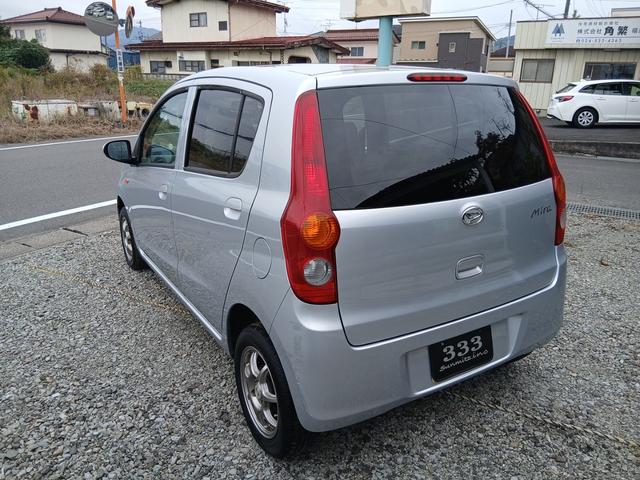 ミラ Ｘ　ＡＢＳ　ＡＣ　ＥＴＣ　運転席＆助手席エアバック　ヘッドライトレベライザー　キーレスエントリー　ナビ（5枚目）