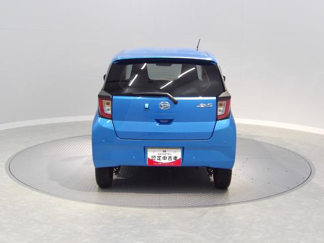 ミライース X SAIII 4WD クリアランスソナー LEDヘッドライト マニュアルエアコン デジタルメーター ダイヤル式ヒーターコントロール キーレスエントリー フルホイールキャップ 衝突回避支援システムスマートアシスト(3枚目)