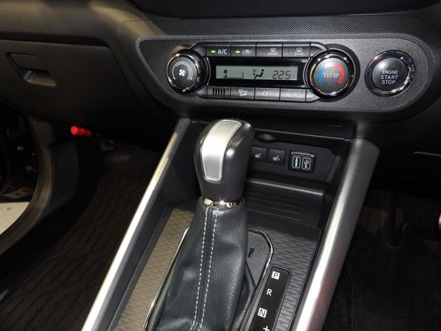 ロッキー プレミアムG 4WD 大型ナビ パノラマカメラ ETC アダプティブクルーズコントロール 純正エンジンスターター シートヒーター(11枚目)